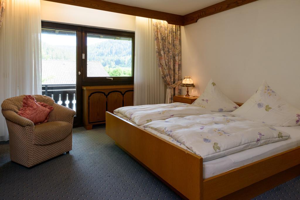 Hotel Schwarzwaldschaefer Enzklosterle Luaran gambar