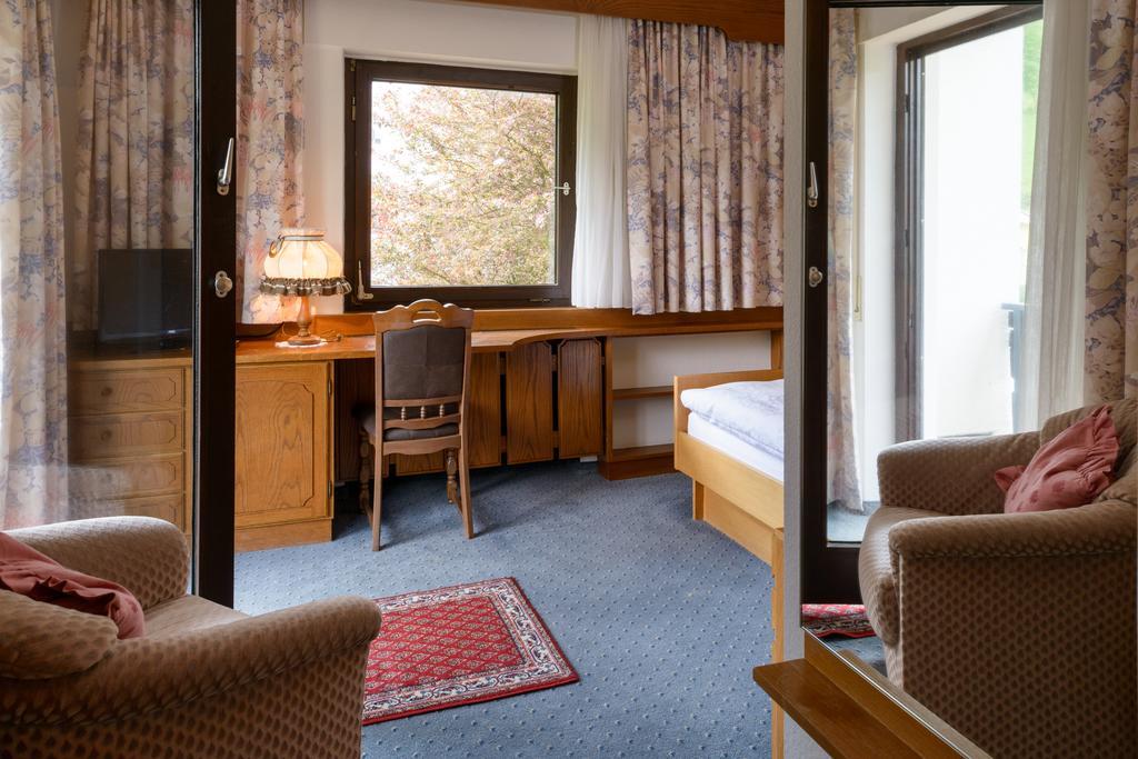 Hotel Schwarzwaldschaefer Enzklosterle Bilik gambar